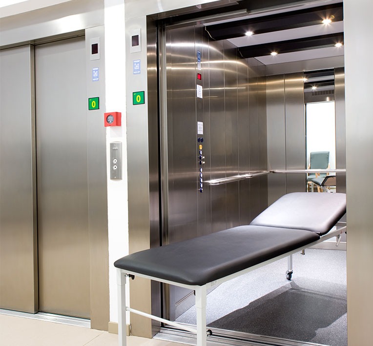 Ascensor de hospital 1